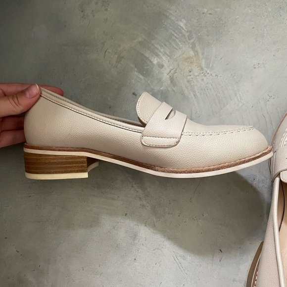 J Bloom light pink loafers - Picture 5 of 5